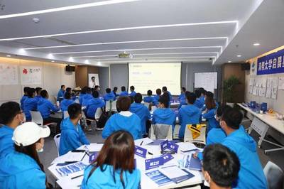 南京市委書記帶隊觀摩抓大項目，物流軟件研發(fā)成果顯著